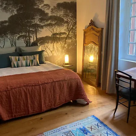 Le Secret Du Bed & Breakfast 3*